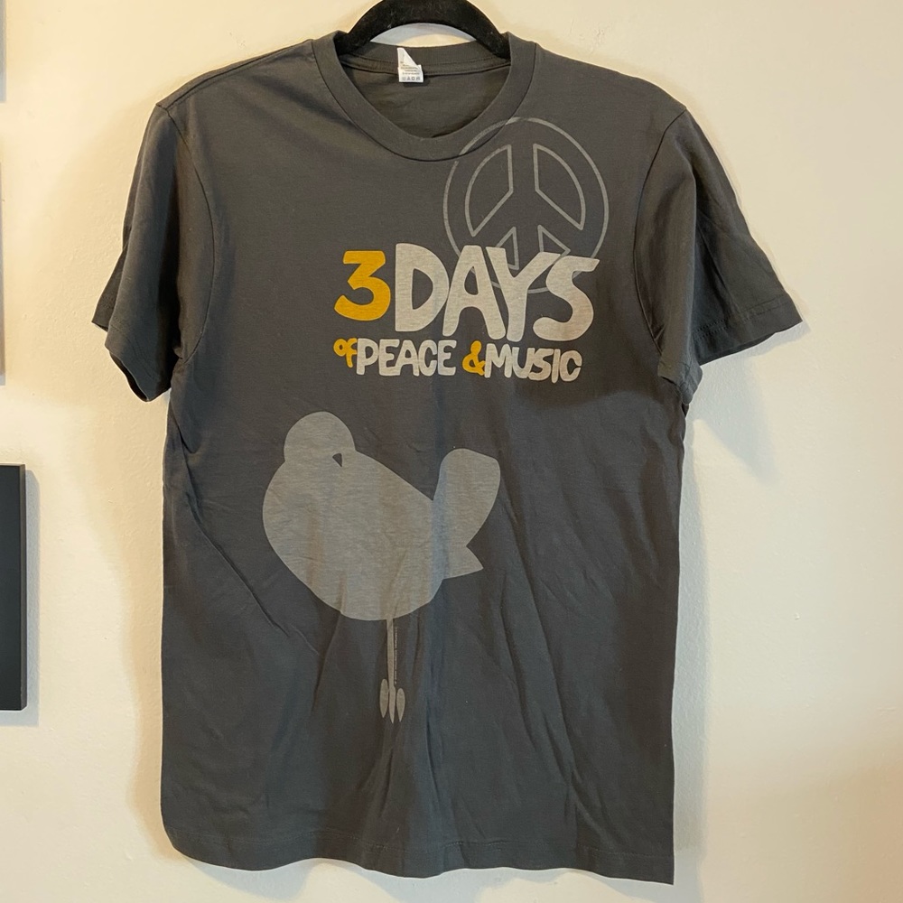 Woodstock Peace T-shirt NWOT